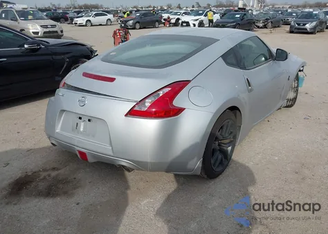 2016 Nissan 370Z Nismo/Nismo Tech/Sport/Sport Tech/Touring z USA, uszkodzony, nr VIN JN1AZ4EHXGM933443